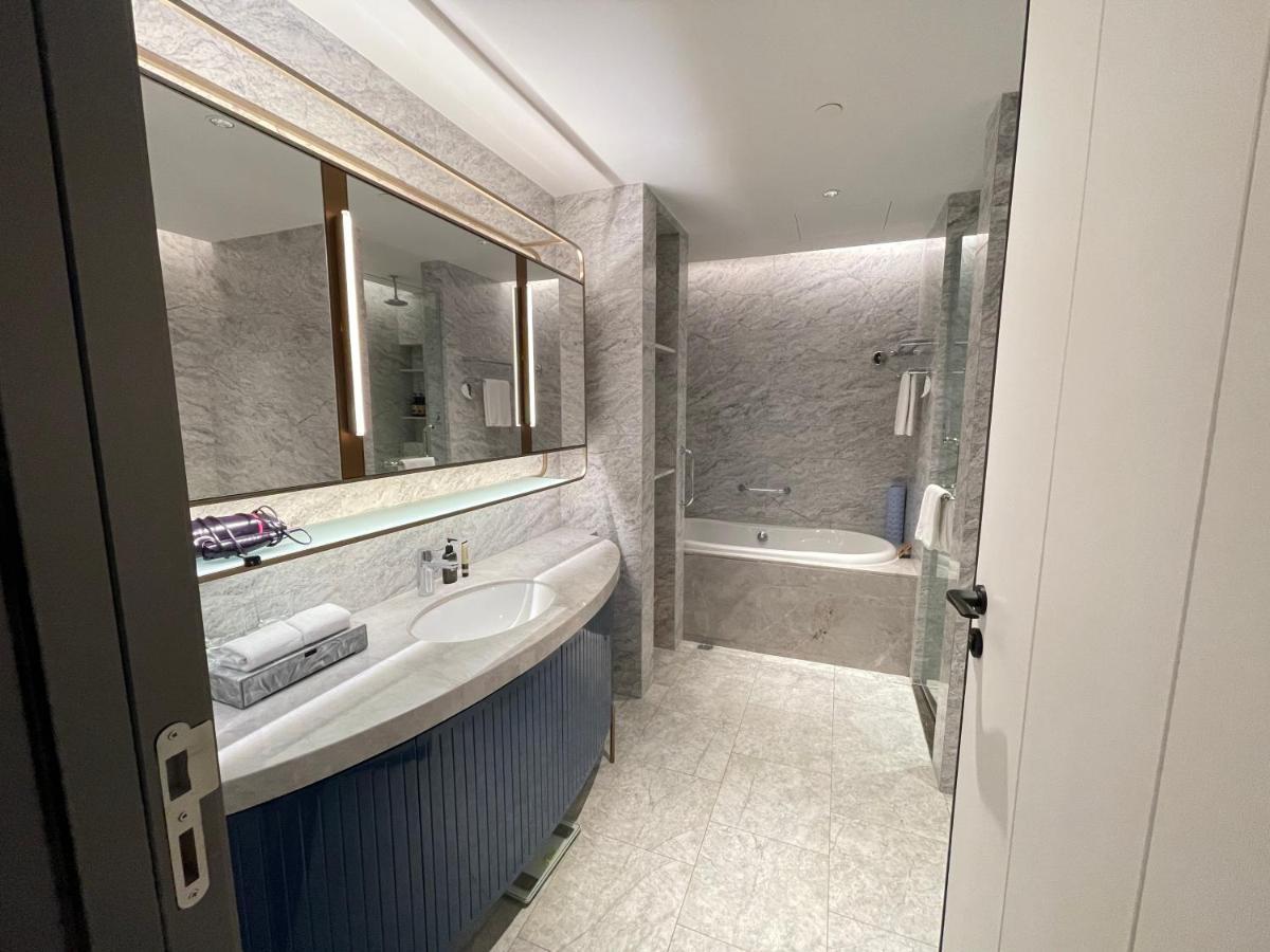 Ascott Raffles City Tsjoengking Buitenkant foto